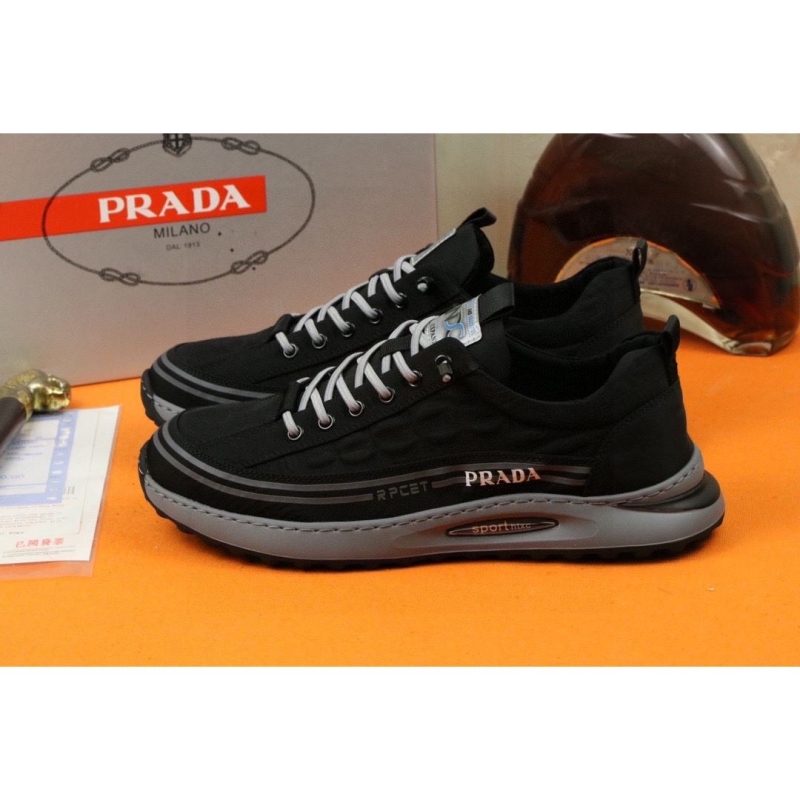 Pra*a casual shoes